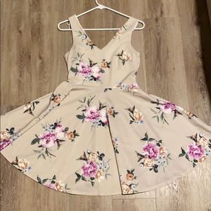 Soprano skater dress